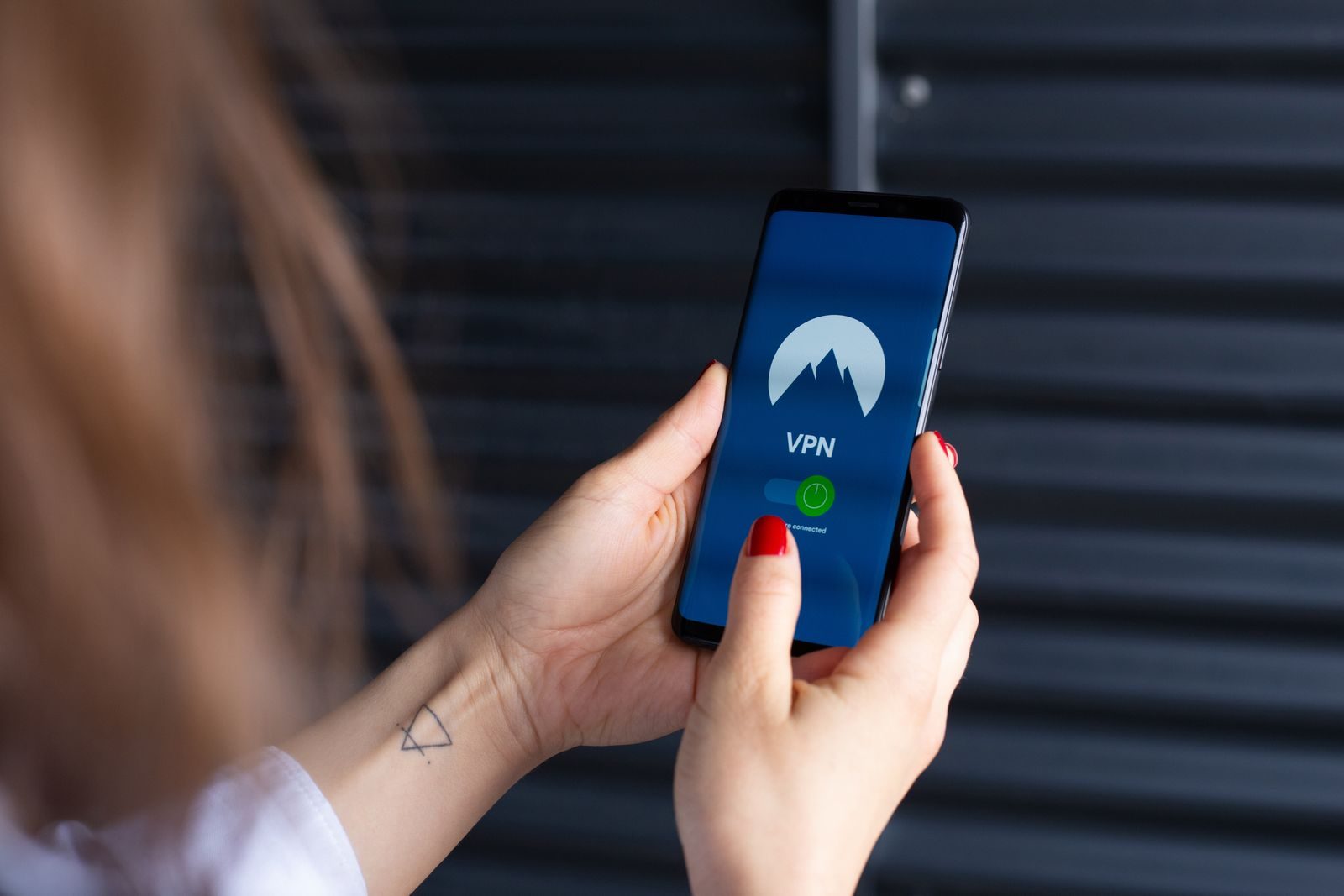 How to Use a VPN: A Simple Step-by-Step Guide for 2026