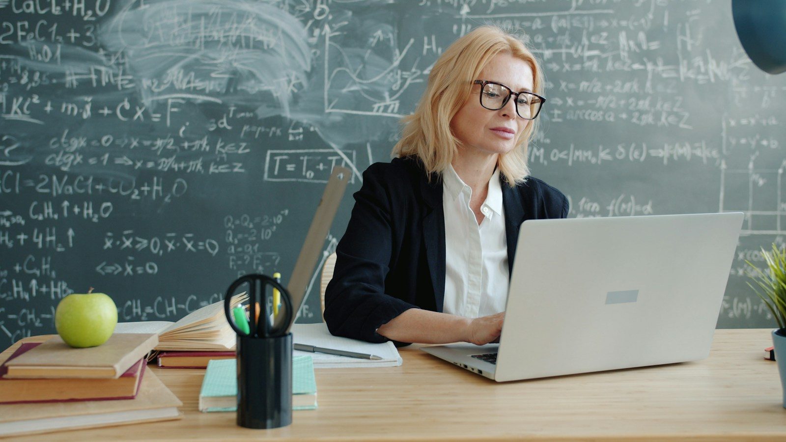 10 Best AI Tools for Teachers in 2026: Save Time, Teach Better