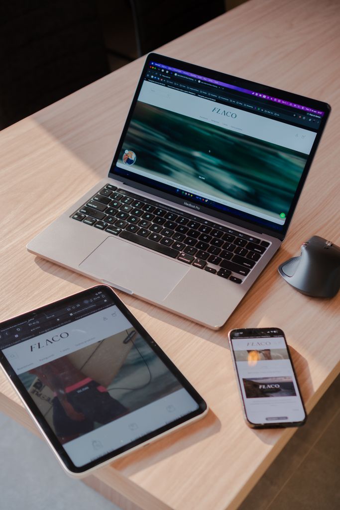 How cloud storage syncs files across phone, laptop and tablet