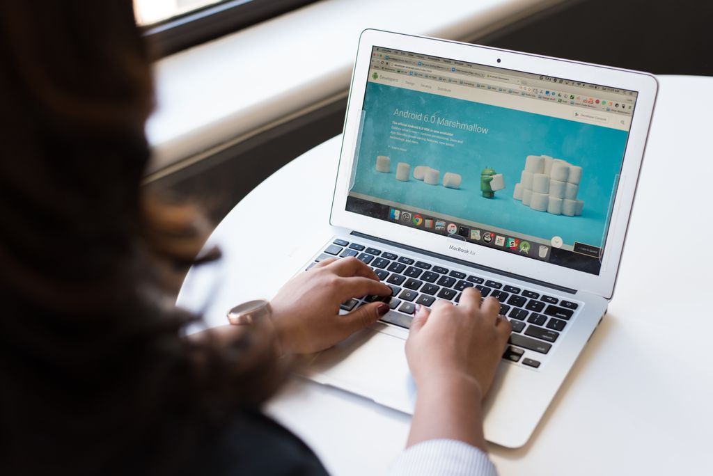 Launching a website with the best web hosting service